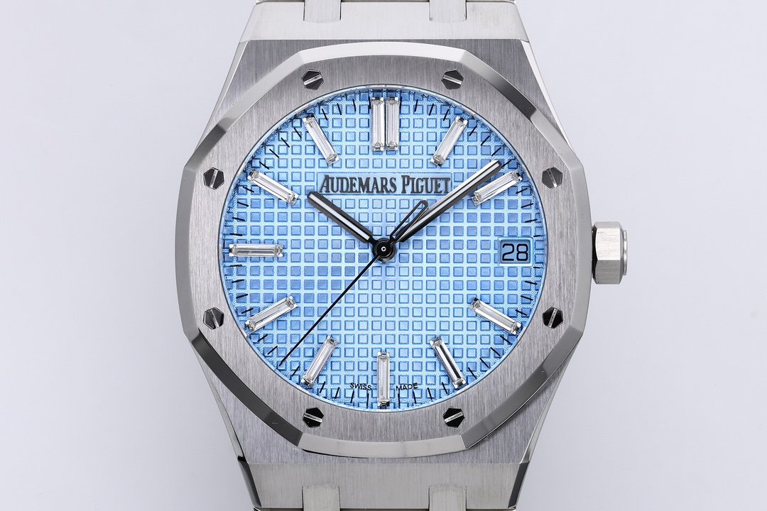 Audemars Piguet Royal Oak 15510 Series - Image 16