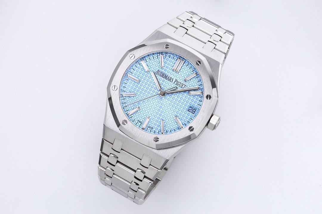 Audemars Piguet Royal Oak 15510 Series - Image 8