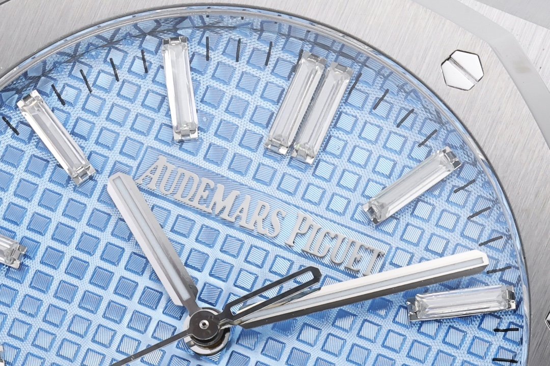 Audemars Piguet Royal Oak 15510 Series - Image 7