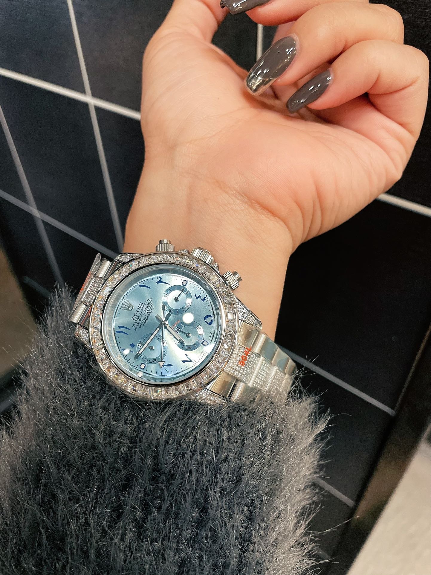 Rolex Ice Blue Daytona New Daytona Rainbow Edition - Image 4