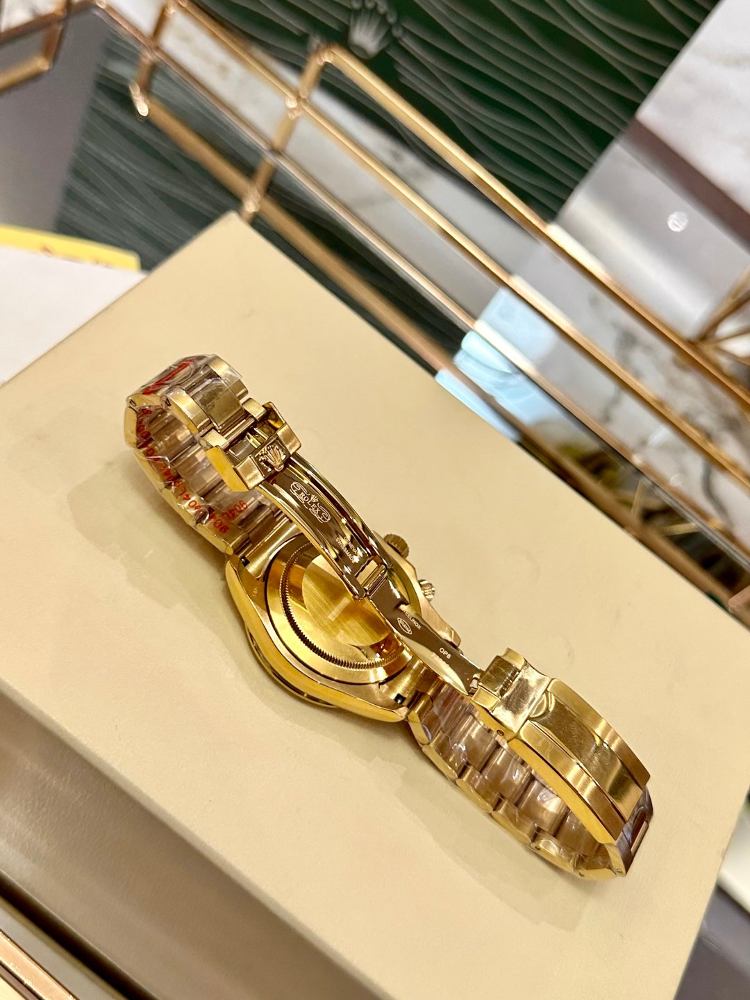 Rolex Cosmometer Daytona series m116508watch - Image 5