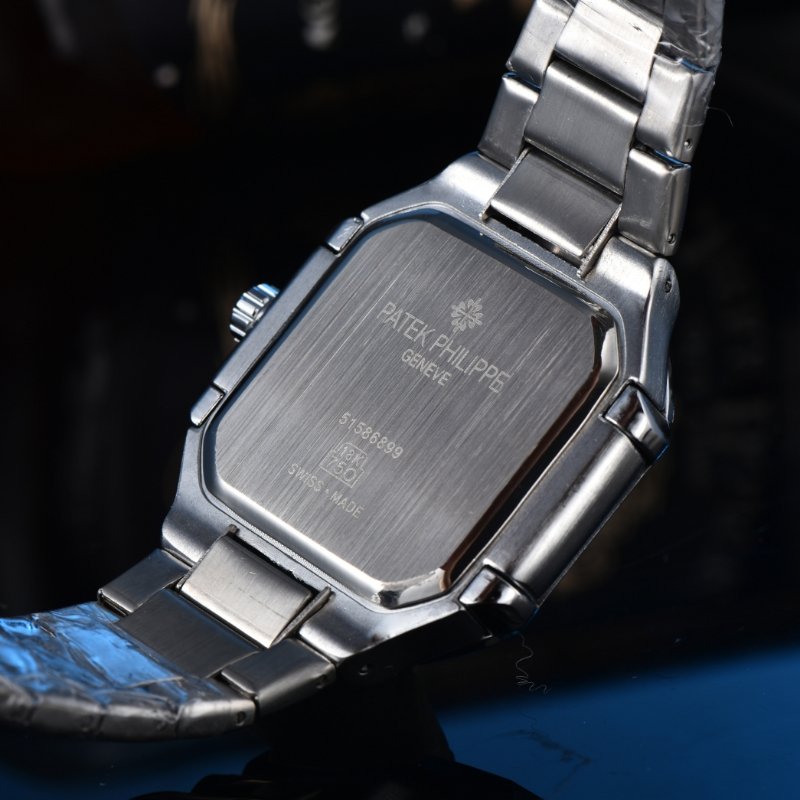 Patek Philippe CUBITUS 5821 series - Image 4