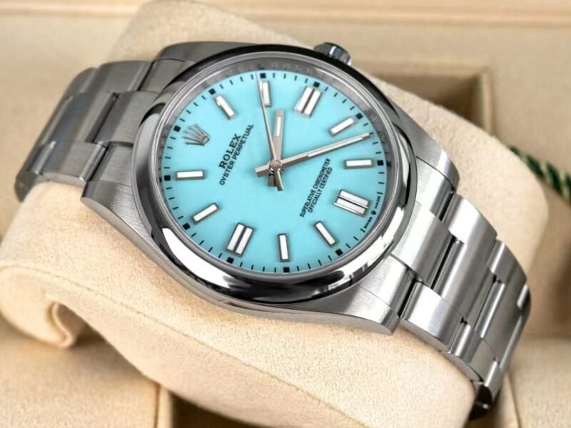 Rolex Oyster Perpetual series m124300-0006 watch