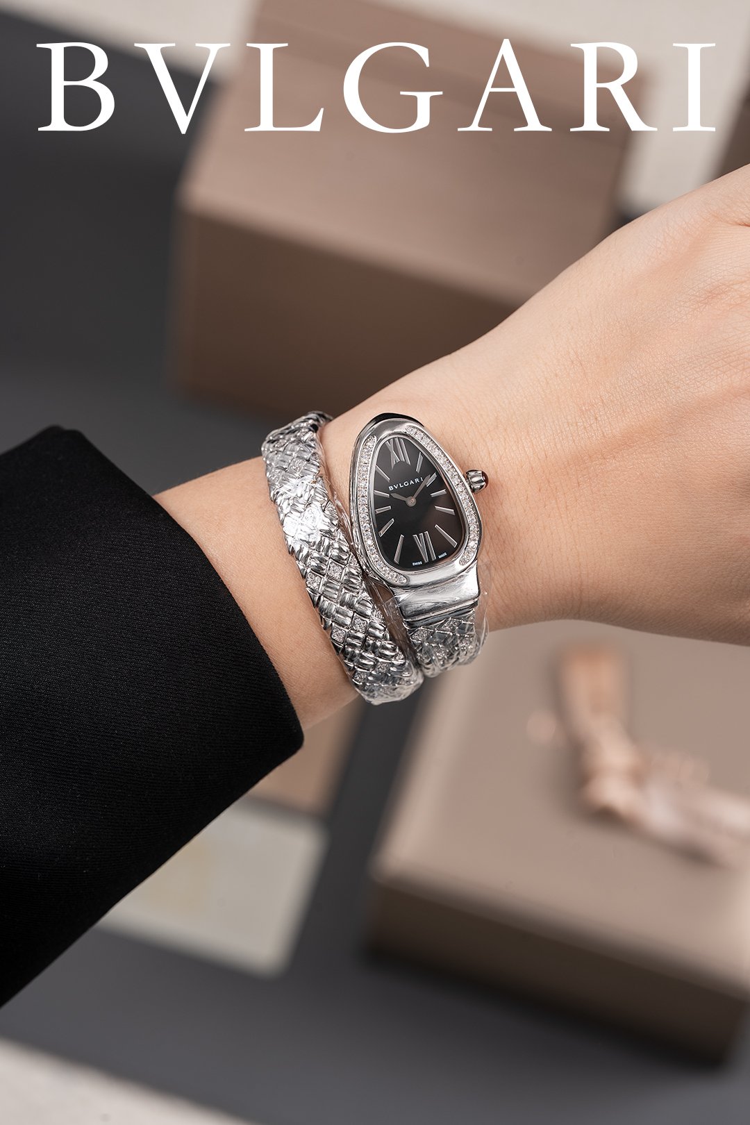 Bvlgari's new diamond-shaped art SERPENTINS PIG series watch - Image 3