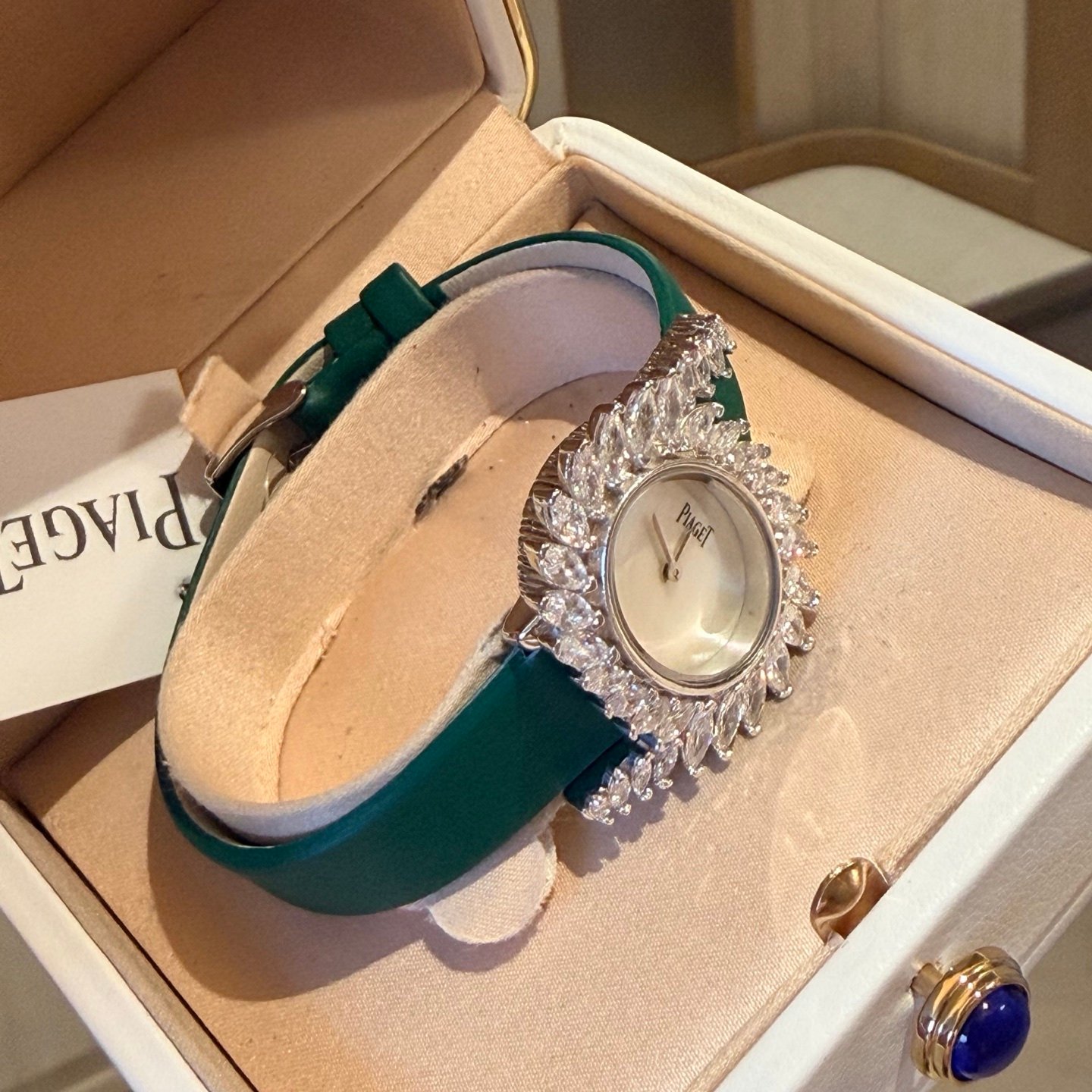 Piaget Sixtie High Jewellery Diamond Women's Watch - Image 10