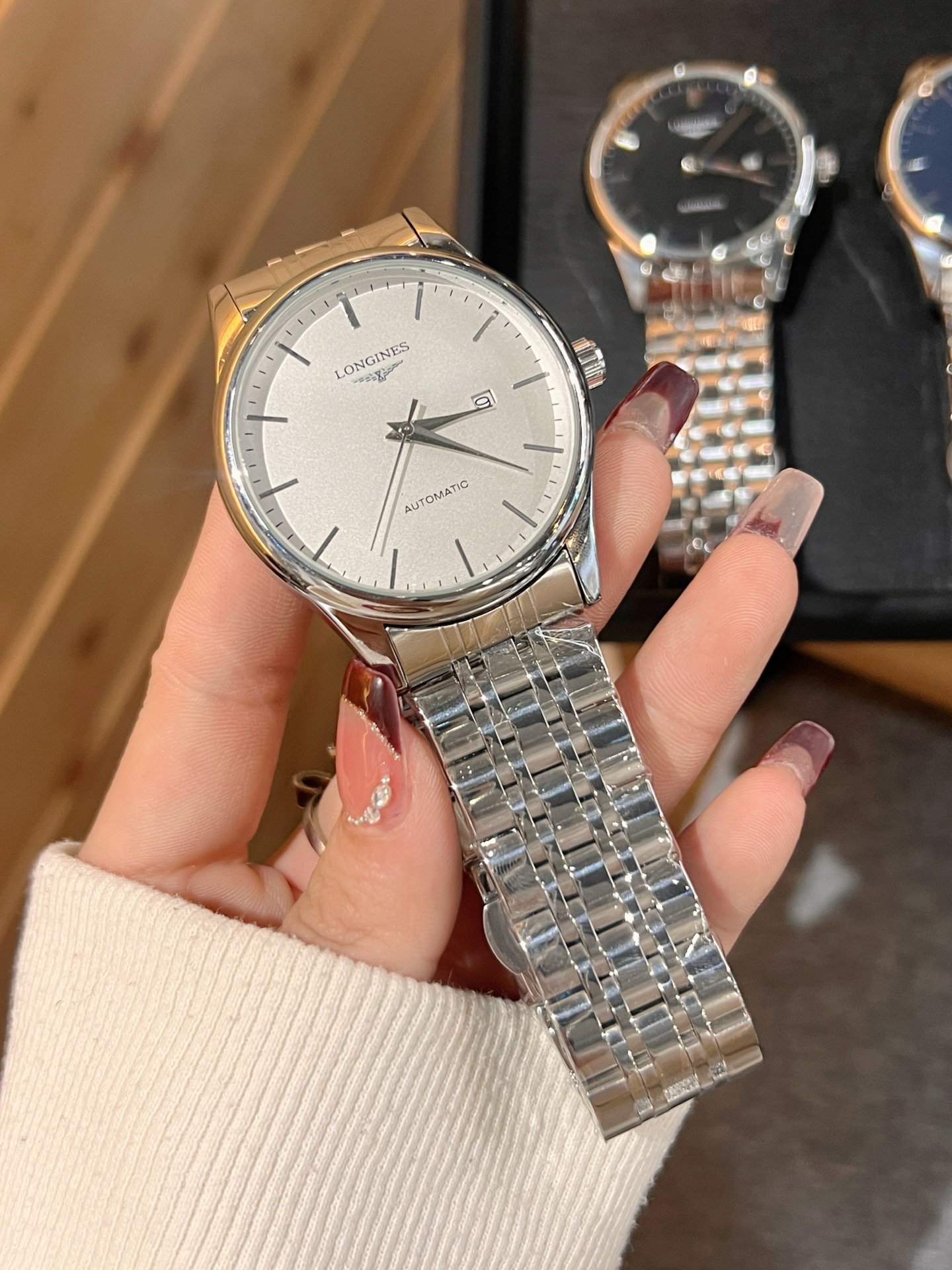 Longines Elegance L4.922.4.12.6 watch - Image 9