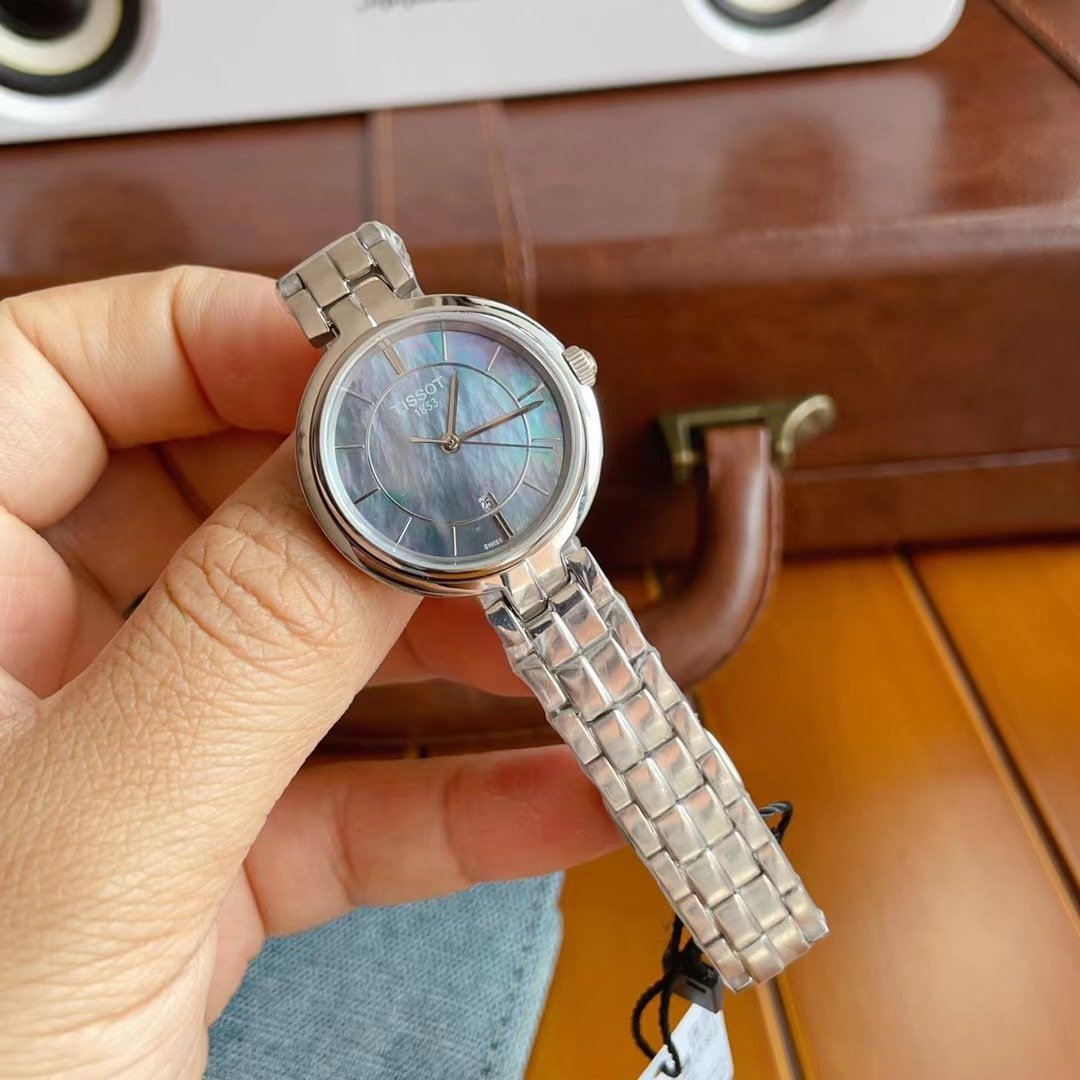 Tissot T094 series quartz watch - Image 5