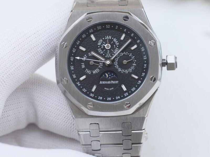 Audemars Piguet Royal Oak Series 26574ST4Watch