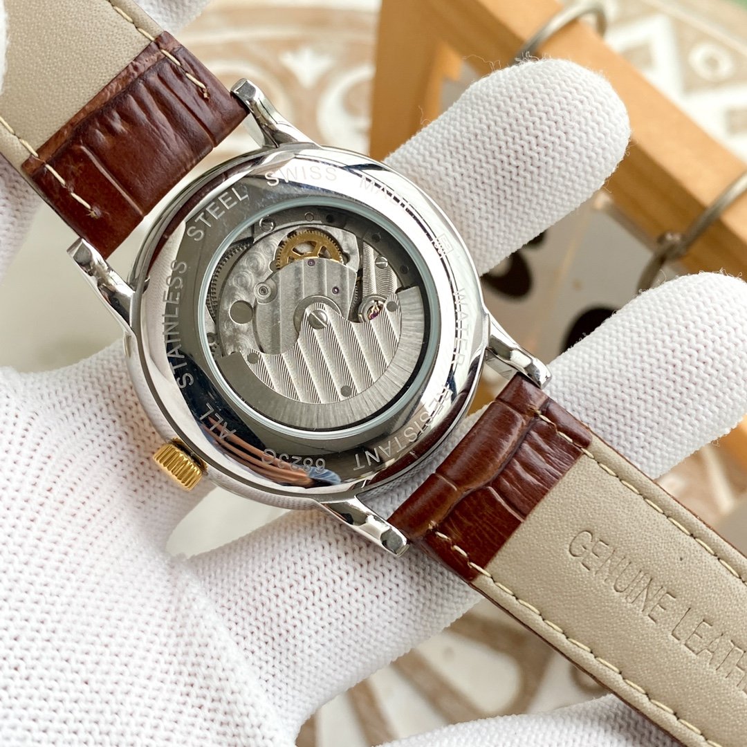 Patek Philippe boutique men's wristwatch features a multifunctional design with a gentlemanly style and a mineral super strong mirror finish, - Image 4