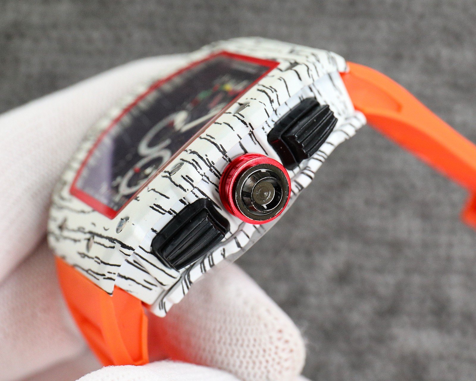 Richard Mille Men's Collection Luxurious and Elegant Literal Carving Design Watch - Image 4