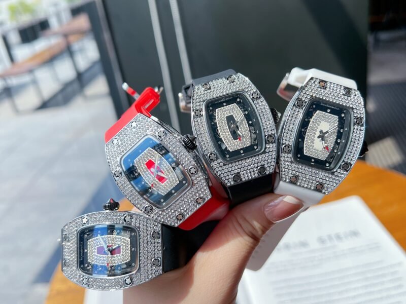 Richard Miller's latest upgraded three pin full diamond edition women's classic legendary never falling behind series watch