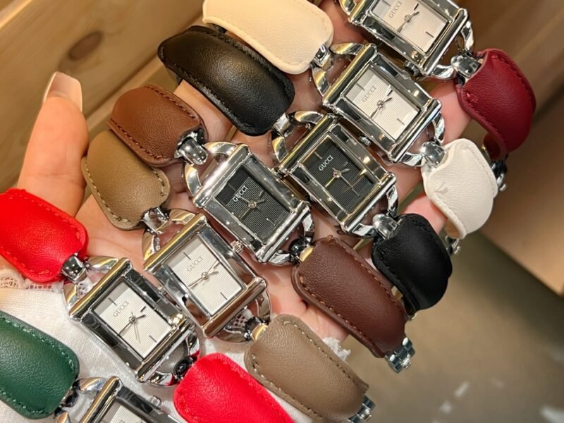 Gucci Square Bracelet, Small and Exquisite Quartz Movement Jade Bracelet (复制)