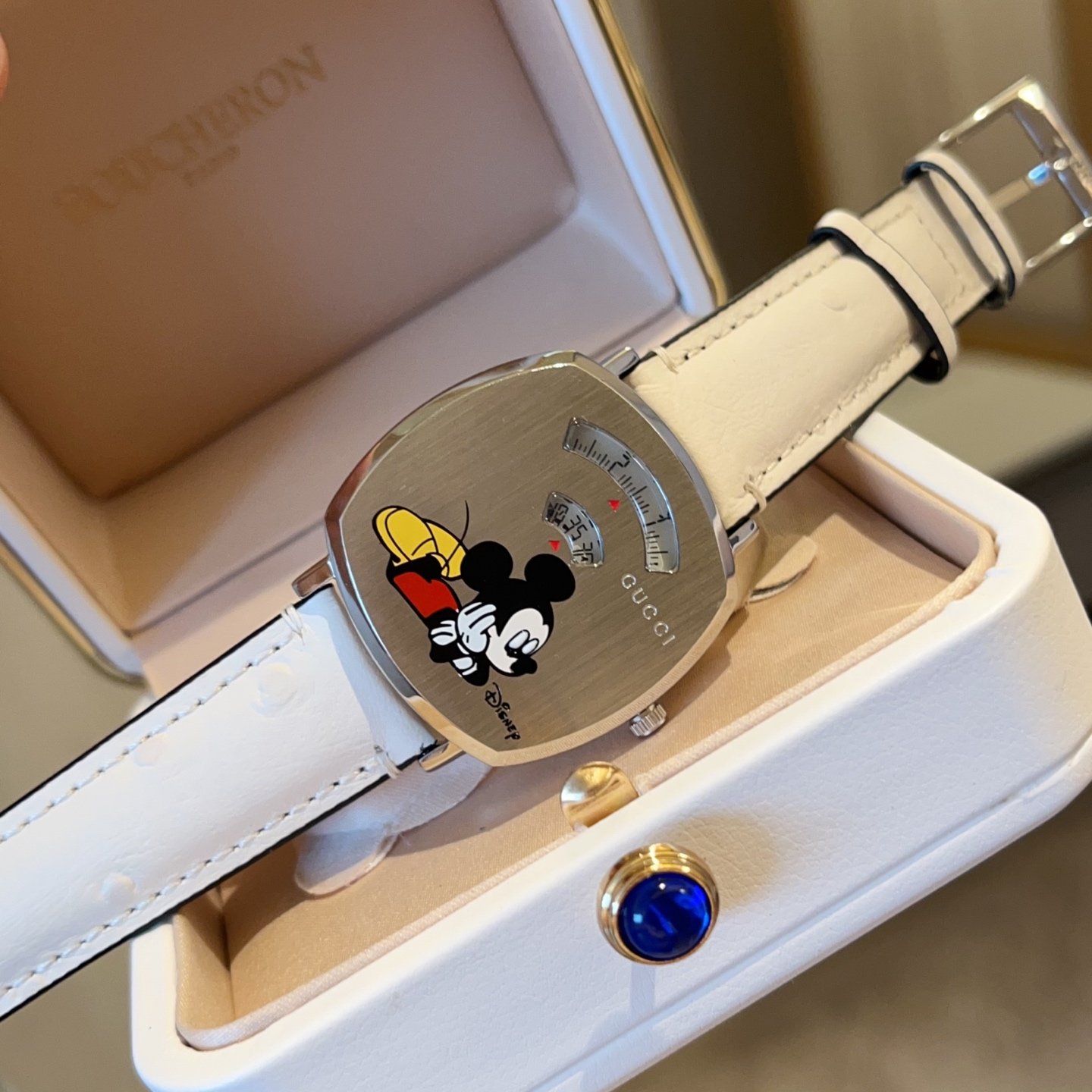Gucci unisex Disney xGucci Grip series watch - Image 9