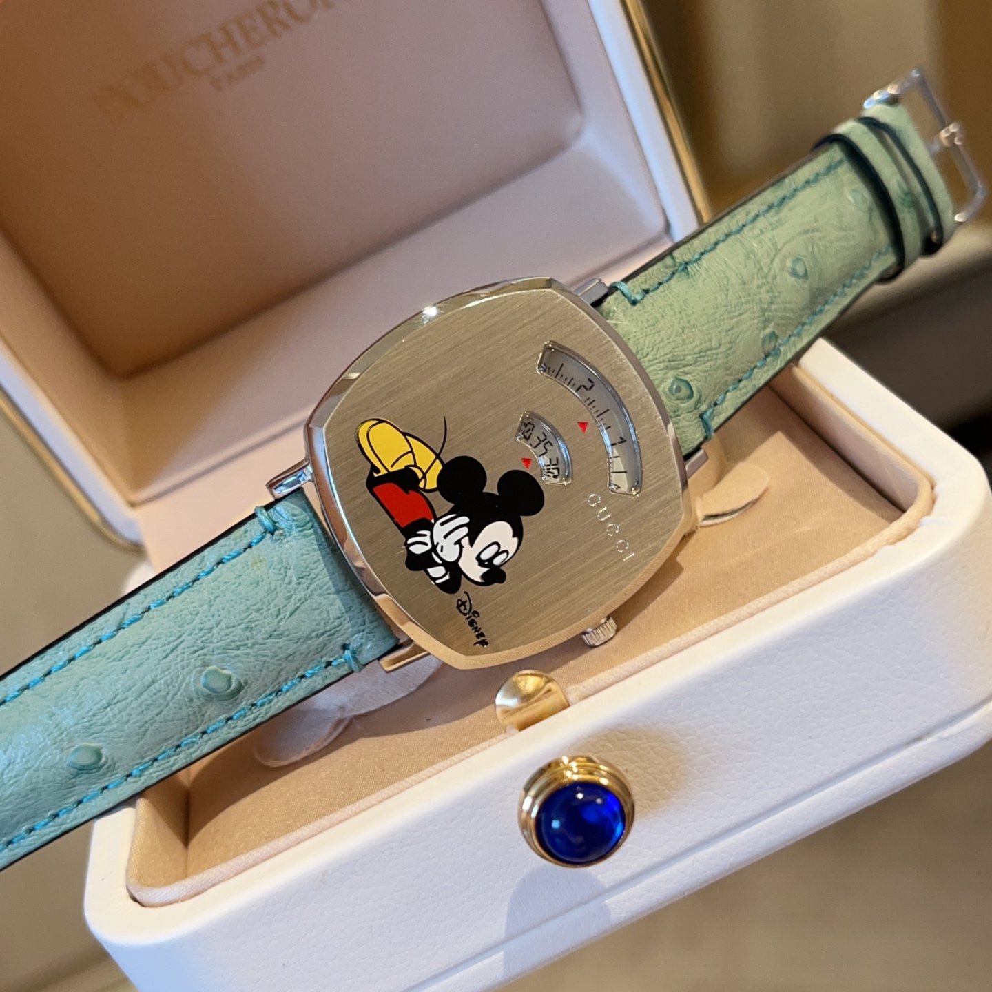 Gucci unisex Disney xGucci Grip series watch - Image 14