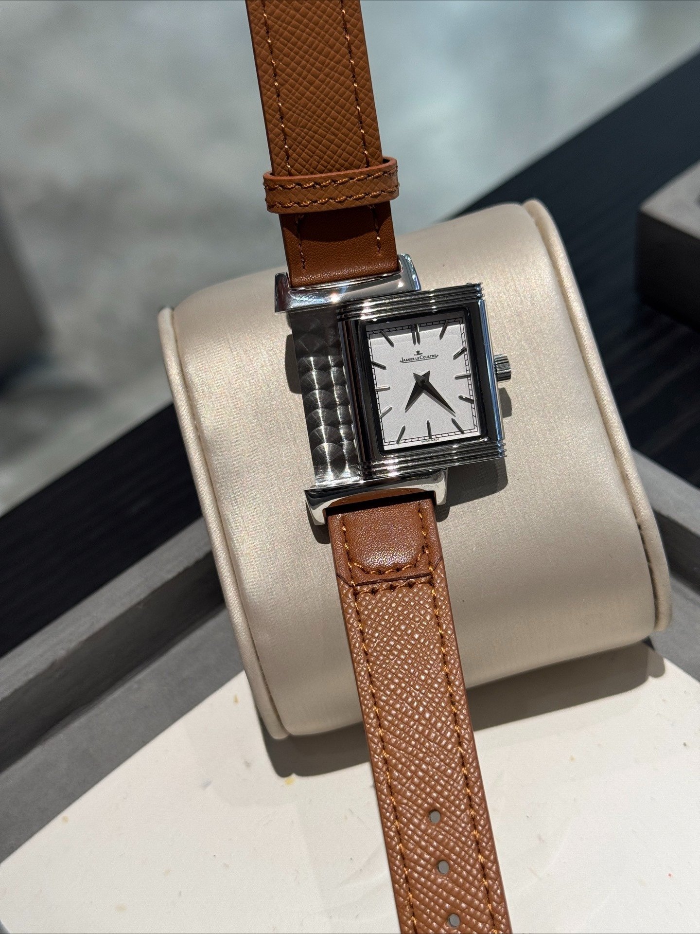 Jaeger LeCoultre Reverso Tribute Monoface Flip Series Single sided Watch Suitable for Men and Women