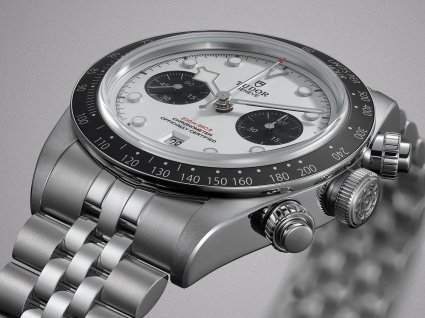 Tudor Biwan's iconic snowflake pointer chronograph watch - Image 3