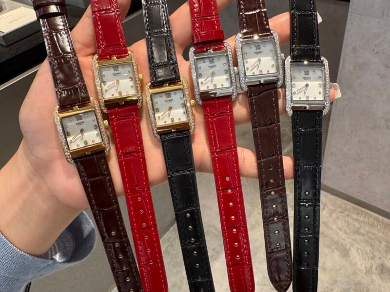 Hermes CAPE COD Series W056778 Watch