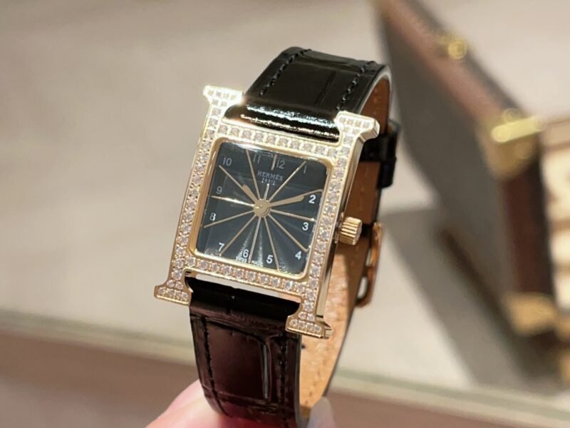 Hermes HH1.710.361/SNO watch