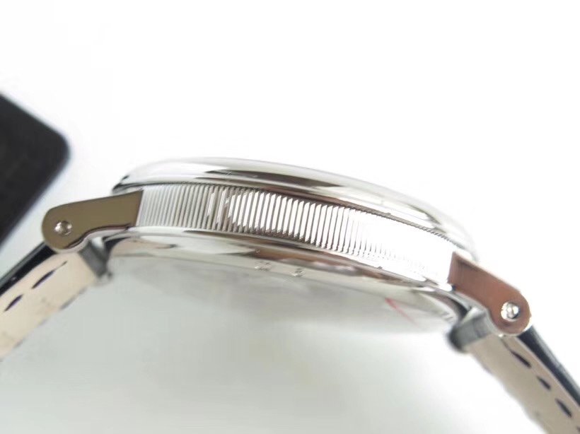 Breguet Tradition 7057 Collection Swiss Classic Watch - Image 5