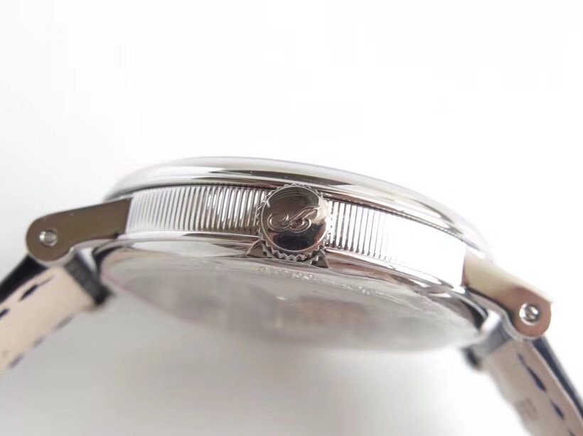 Breguet Tradition 7057 Collection Swiss Classic Watch - Image 6