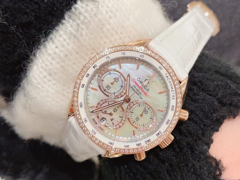 Omega SPEEDMASTER 324.63 series wristwatch