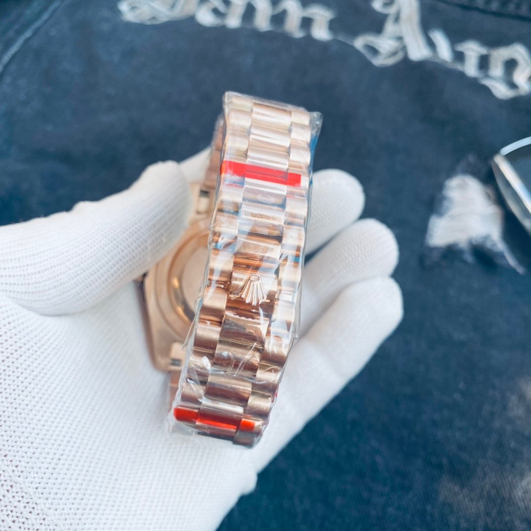 Rolex Elegant Day-Date Series Women’s Classic Timepiece Watch - Image 7