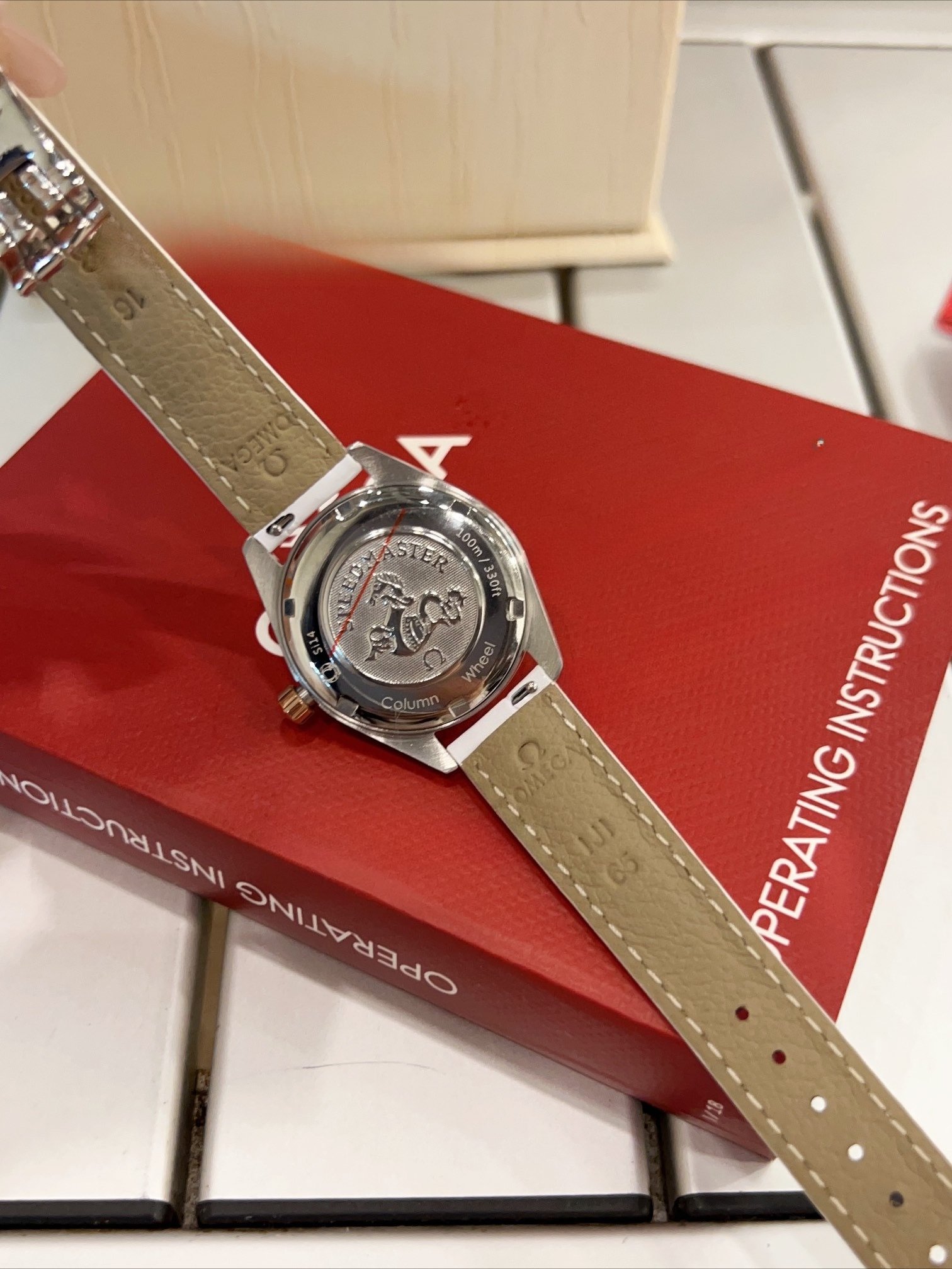 Omega Seamaster AquaTerra Ladies’ Watch with Diamond Bezel & Mother-of-Pearl Dial - Image 6