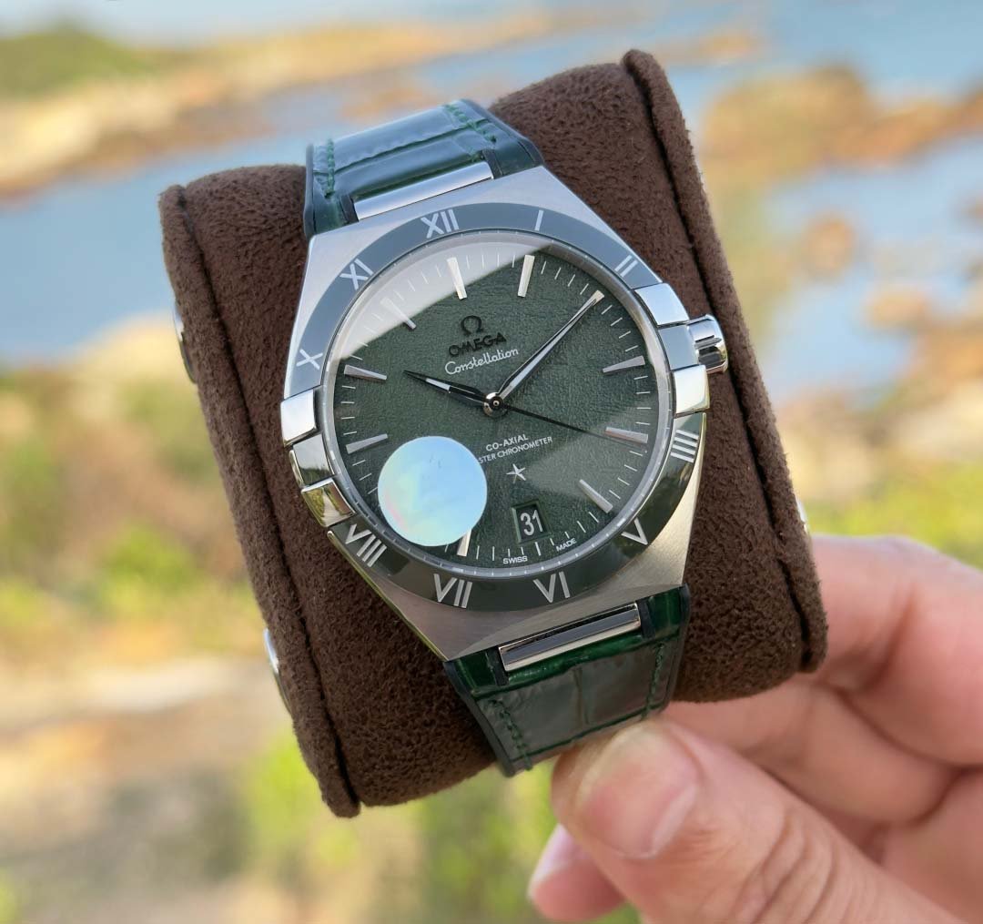 Omega 41mm Master Chronometer Fifth-Generation Constellation 131.30 Series | Exquisitely Crafted Timepiece - Image 8