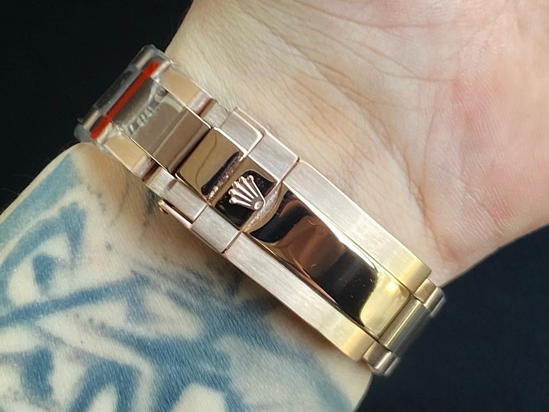 Rolex Cosmograph Daytona 116509 Classic Luxury Wristwatch - Image 6