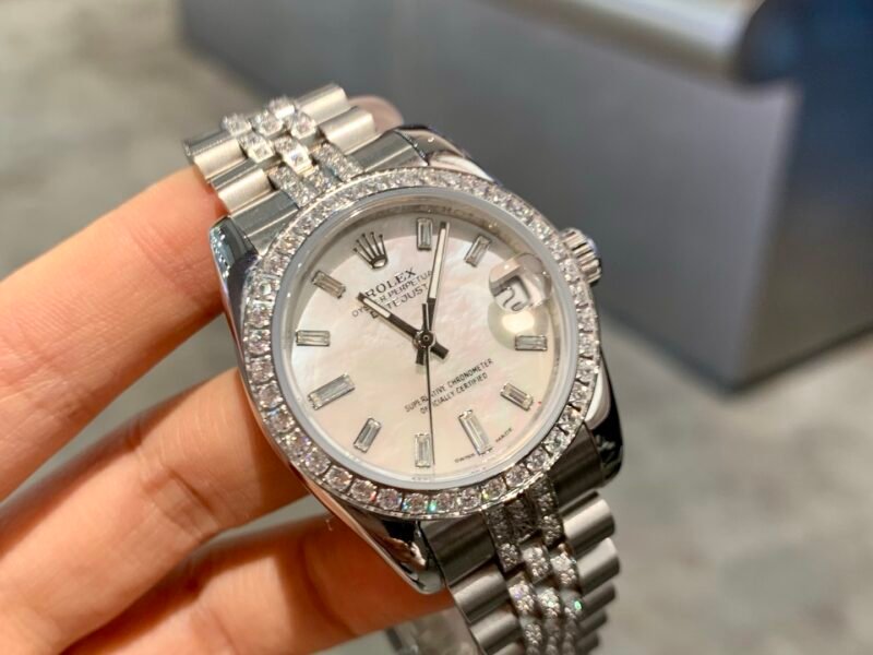 Rolex Date-Just 31mm Watch | A dazzling luxury feast with white diamonds and 316 stainless steel