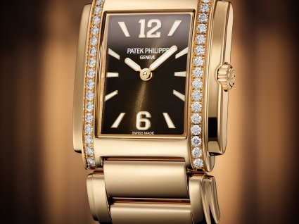 Patek Philippe TWENTY~4 Series 4910 Watch