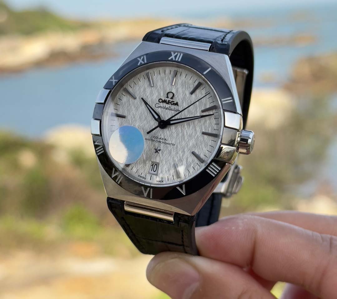 Omega 41mm Master Chronometer Fifth-Generation Constellation 131.30 Series | Exquisitely Crafted Timepiece - Image 5