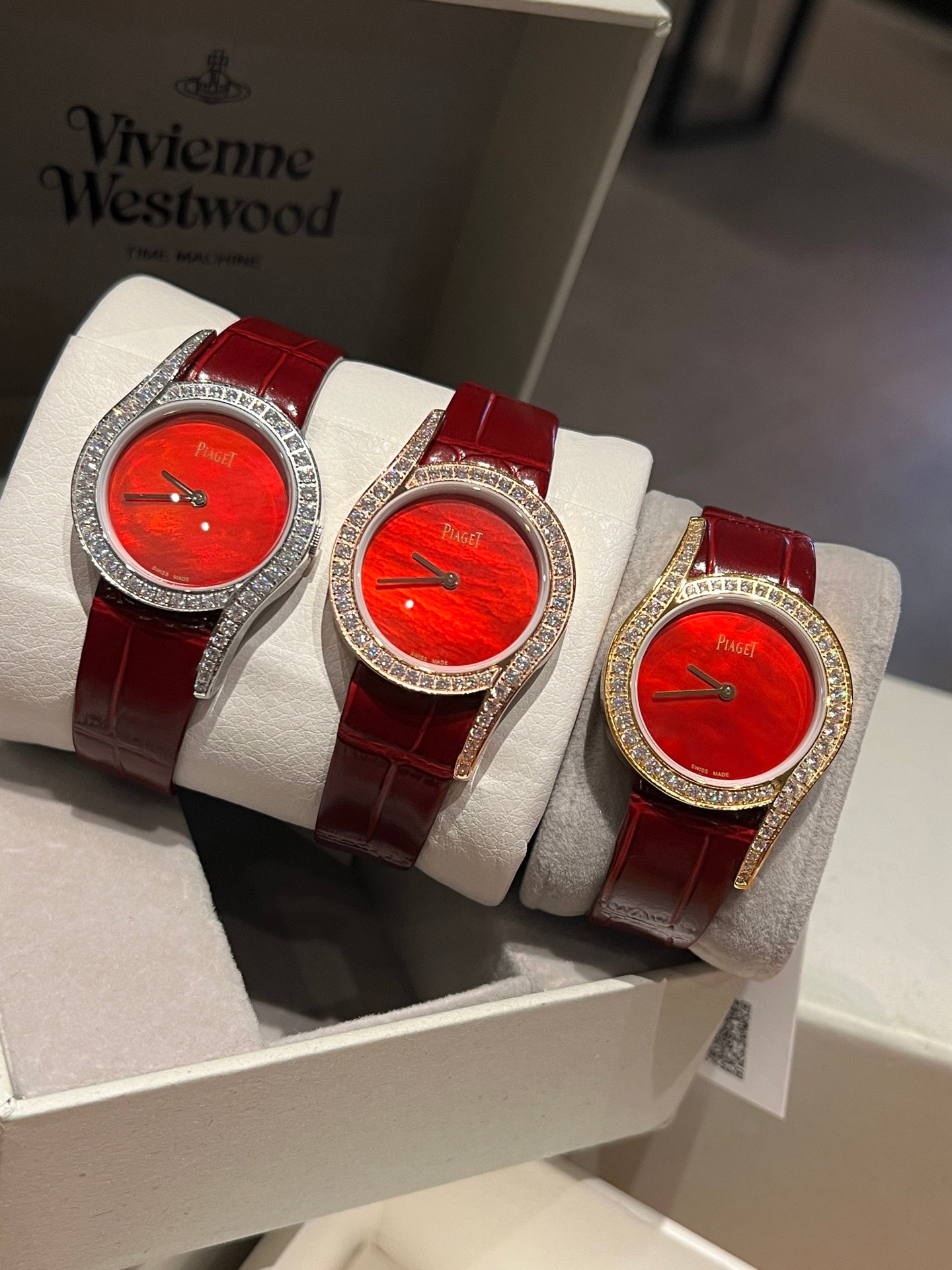 Count 69 Limelight Gala Watch Super Edition Watch